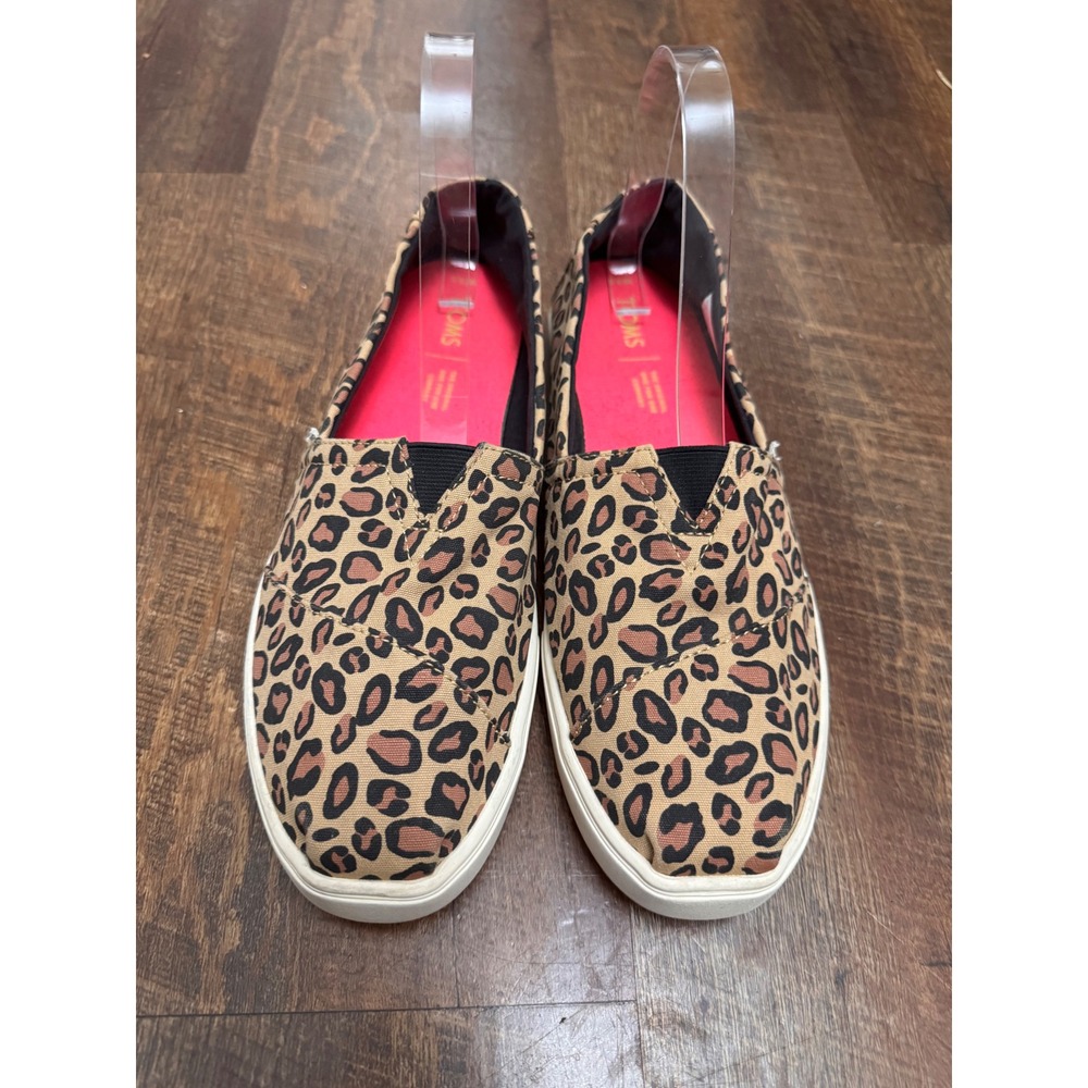 TOMS Women's 9.5 Leopard Cheetah Print Canvas Slip On Sneakers Animal Print